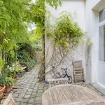 Parisian Loft & Secret Garden