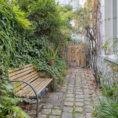 Apartment Parisian Loft & Secret Garden