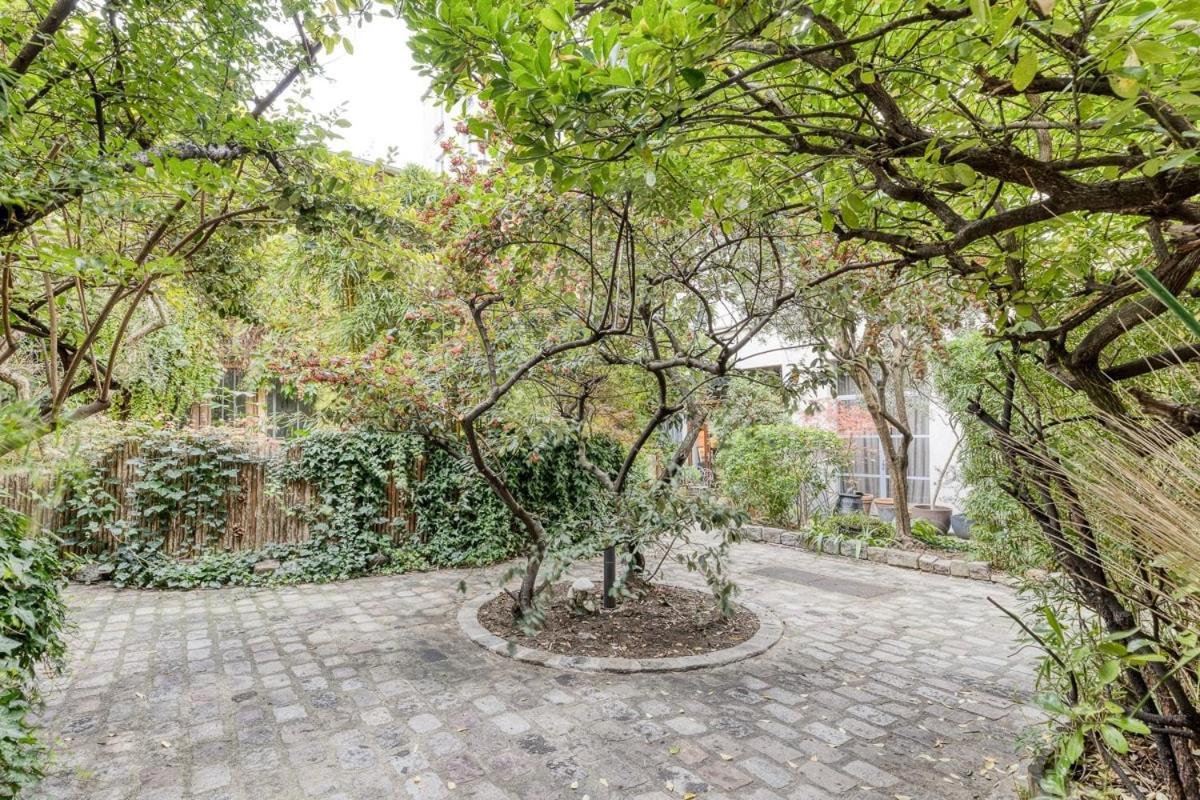 Parisian Loft & Secret Garden Apartment Paris